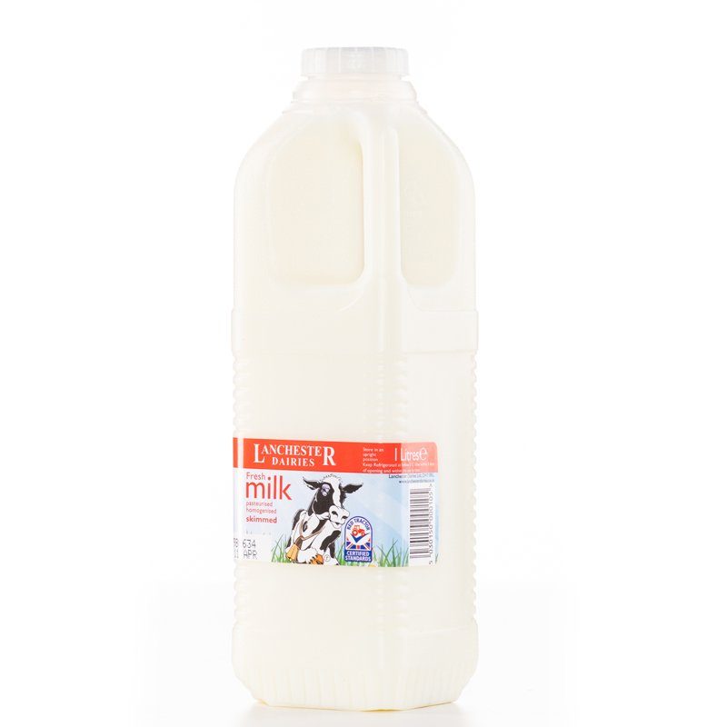 Skimmed-Milk-1-Litre-Poly-Bottle-Isolated-2-1.jpg
